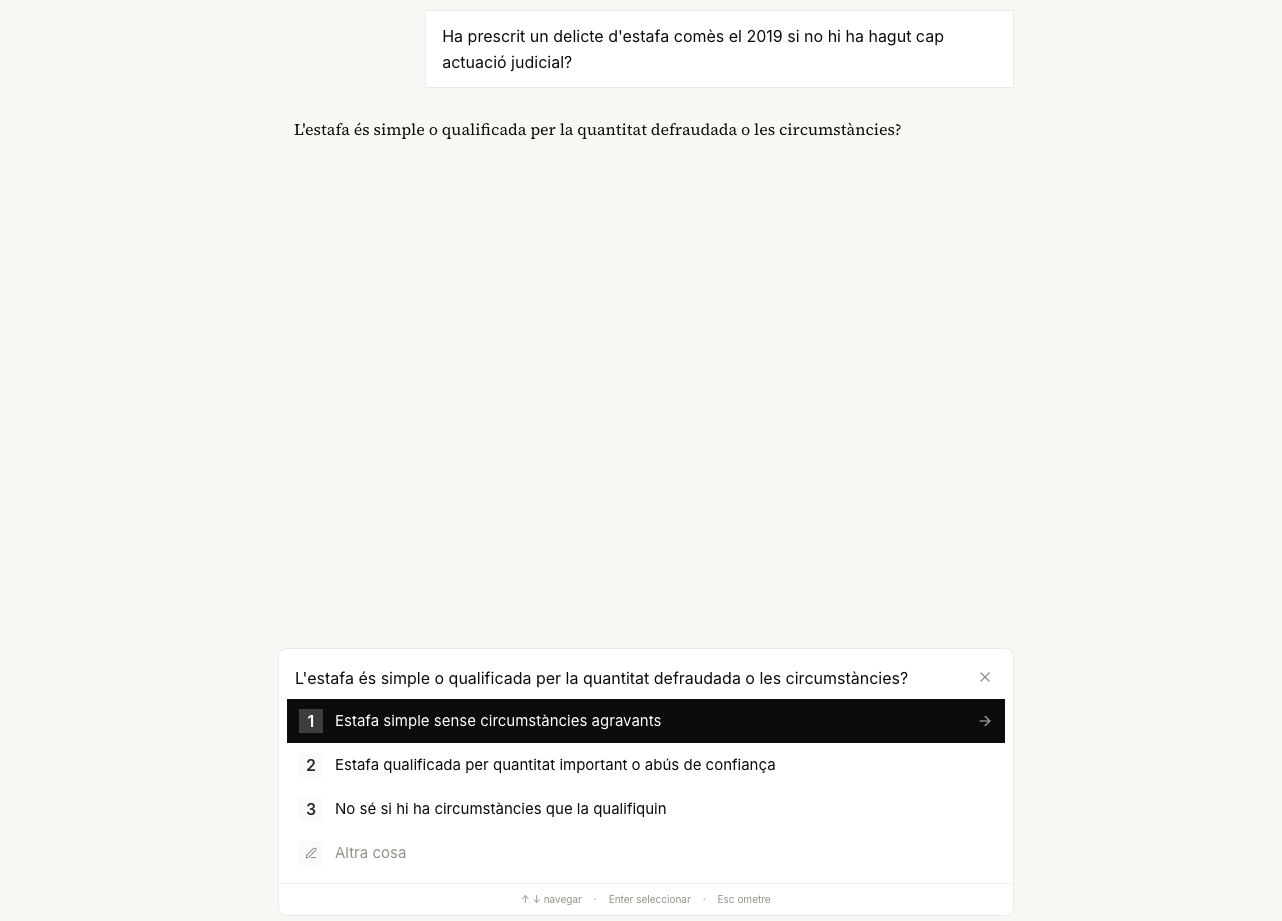 El sistema demana clarificació: estafa simple o qualificada, amb 3 opcions concretes